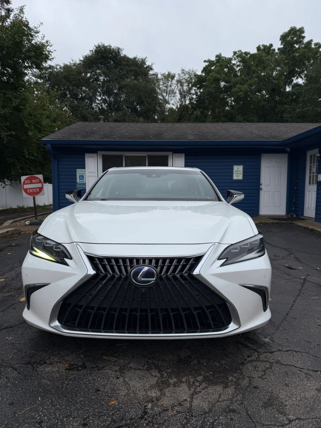 lexus es hybrid 2022 58AFA1C10NU015796 image lexus es hybrid 2022 58AFA1C10NU015796 image